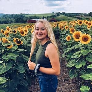 Meet your Posher, Katie